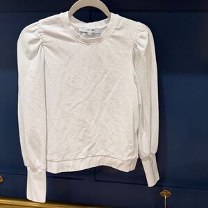 Joe’s white women’s crewneck sweatshirt size medium. Excellent condition.
